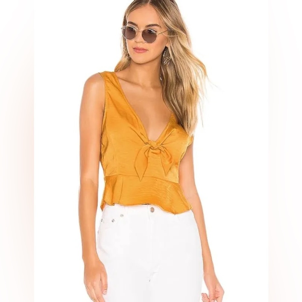 Bcbgeneration Knot Front Top - image 1